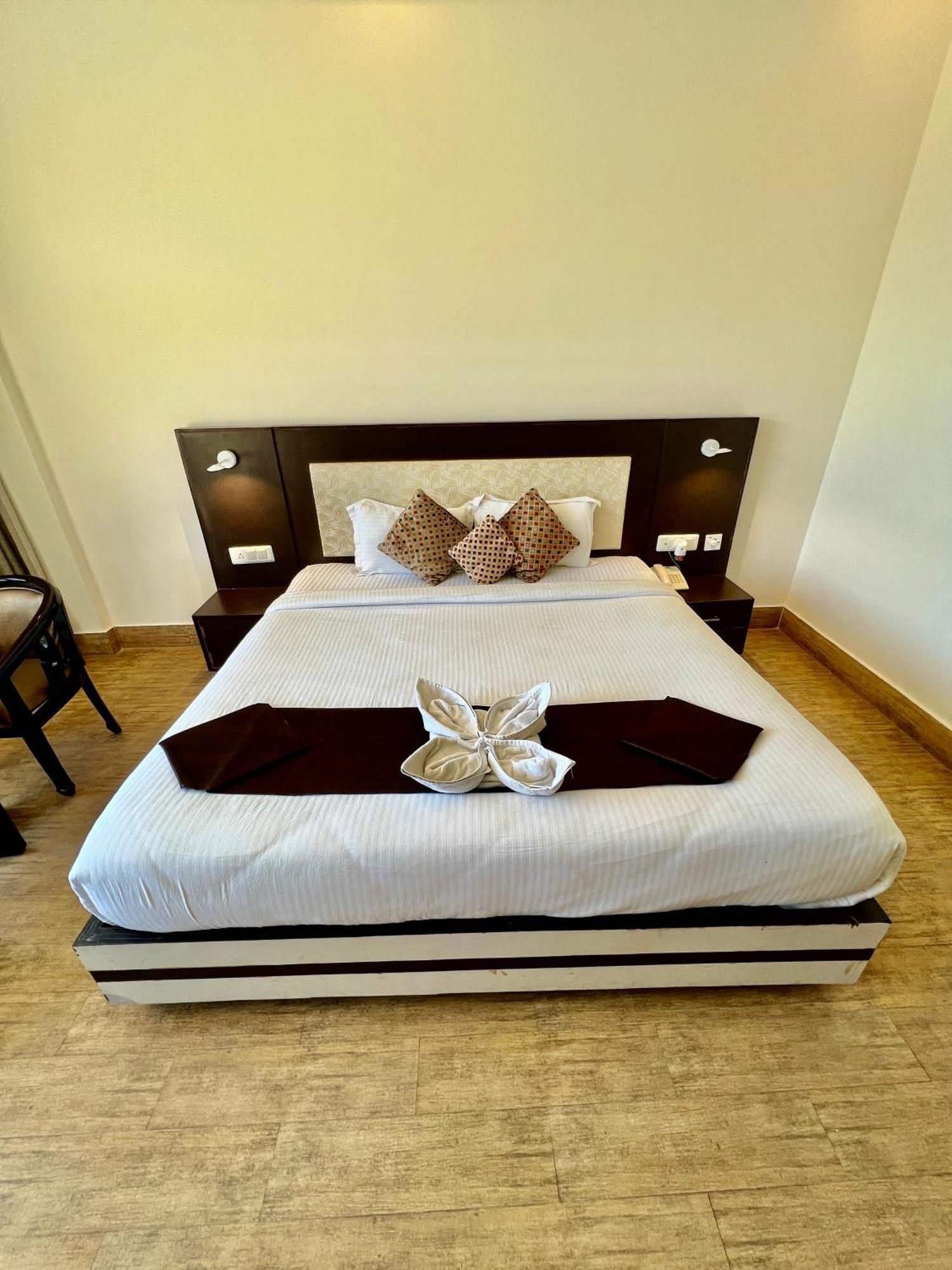 Sea Hawk - Luxury Hill Resort 4 Mins From Bhimtal Lake Bhīm Tāl Exterior foto