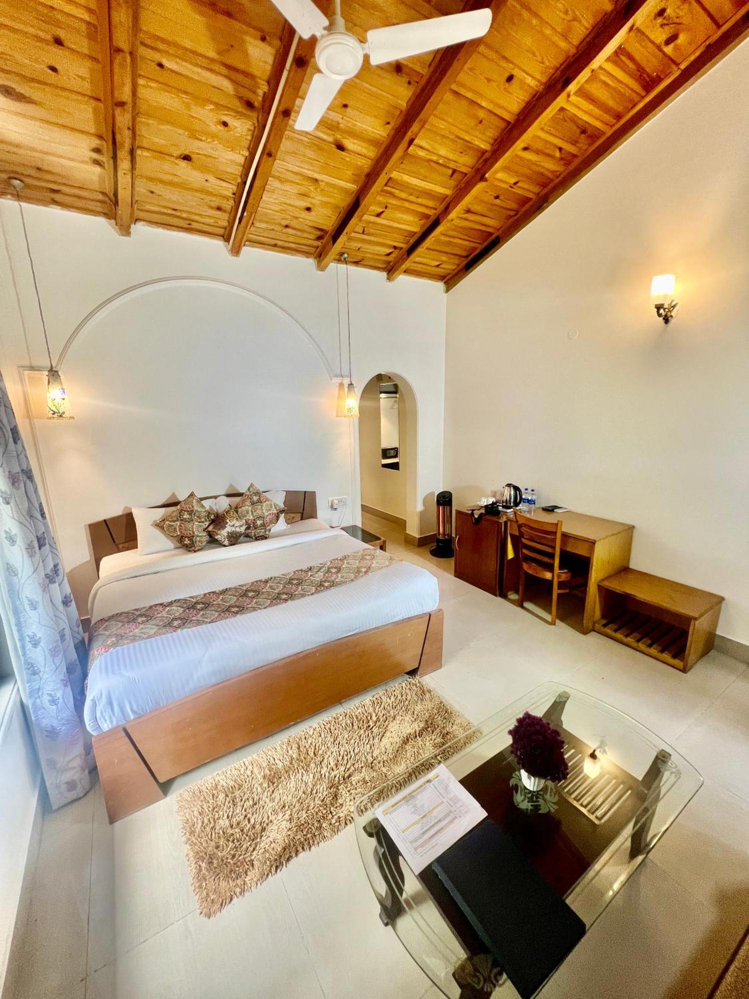 Sea Hawk - Luxury Hill Resort 4 Mins From Bhimtal Lake Bhīm Tāl Exterior foto
