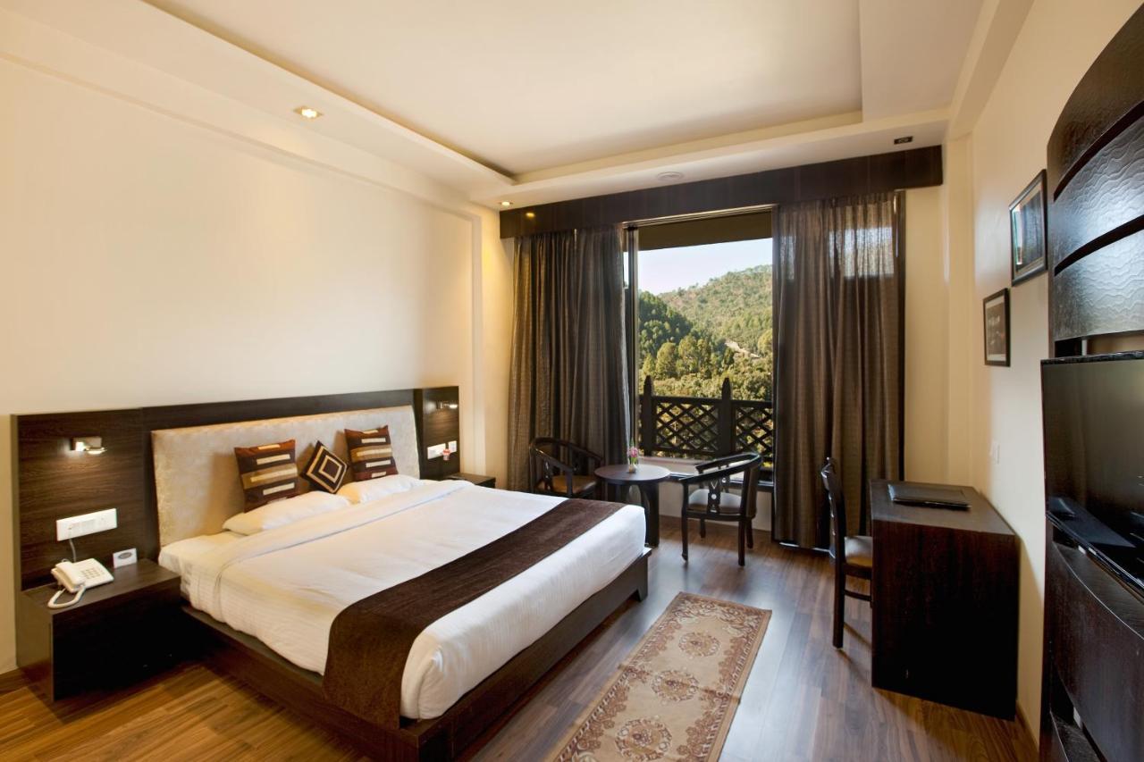 Sea Hawk - Luxury Hill Resort 4 Mins From Bhimtal Lake Bhīm Tāl Exterior foto